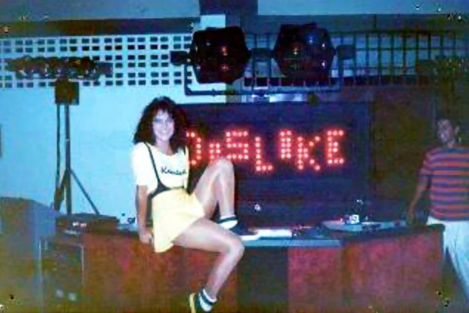 Miniteca Dislike — archive photograph from La Revista de las Minitecas