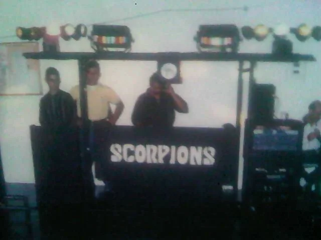 Miniteca Scorpions — fotografía de archivo de La Revista de las Minitecas Miniteca Scorpions — fotografía de archivo de La Revista de las Minitecas